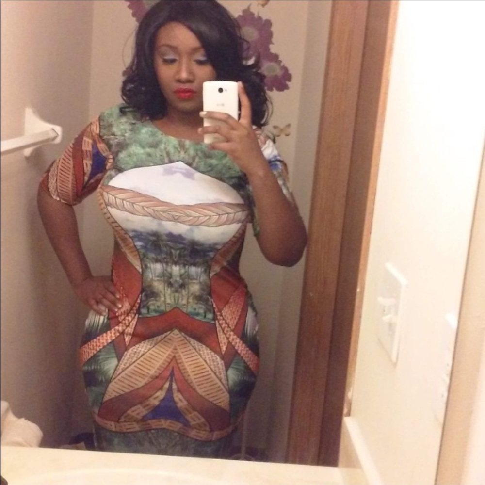 Iheartposhshop body con dress